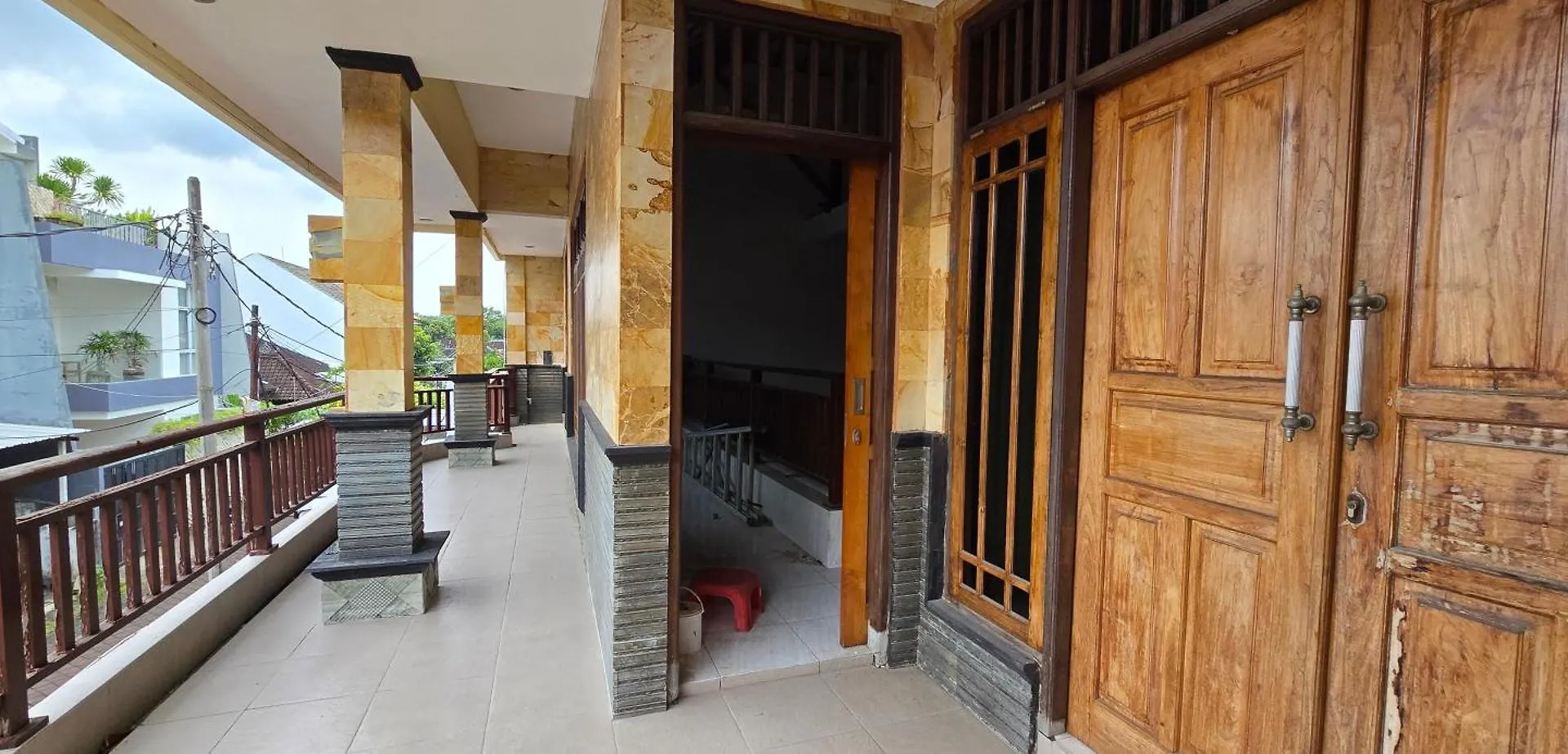 Homestay Devina House Apartment Kuta